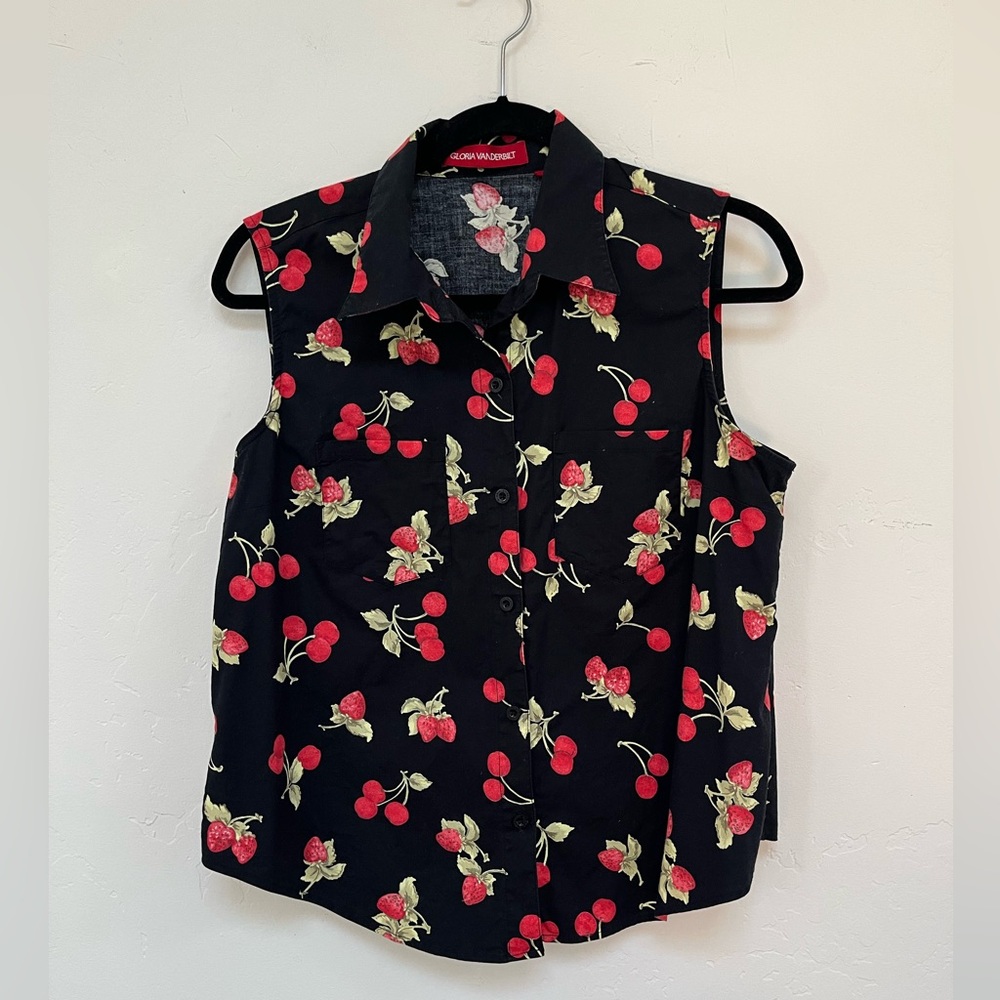 Gloria Vanderbilt Cherry & Strawberry Print Sleeveless Top M-L
